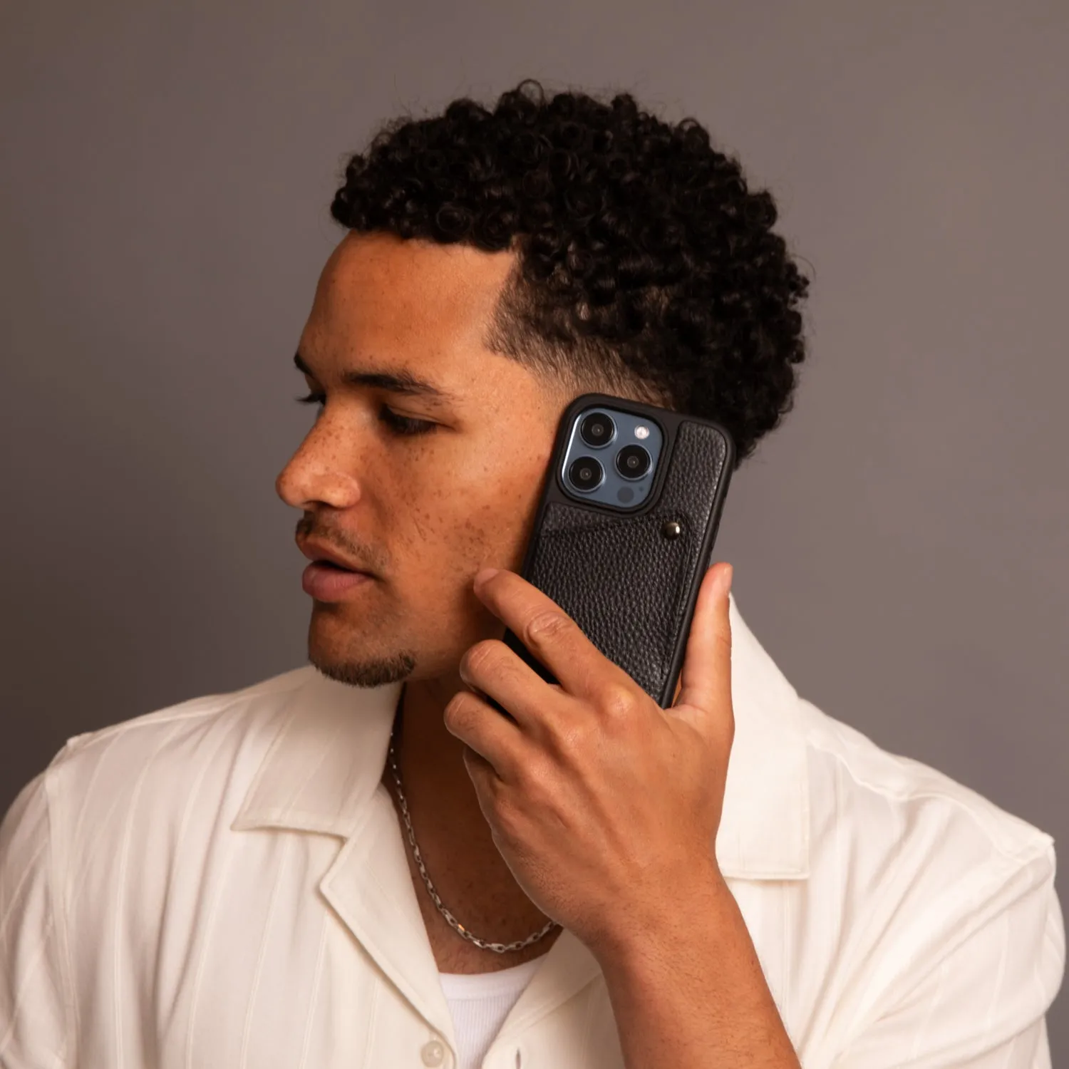 Smooth Feel Surface Luxury Detail Texture Alex Pebble Leather Wallet Case (no D-rings) - Black/Pewter