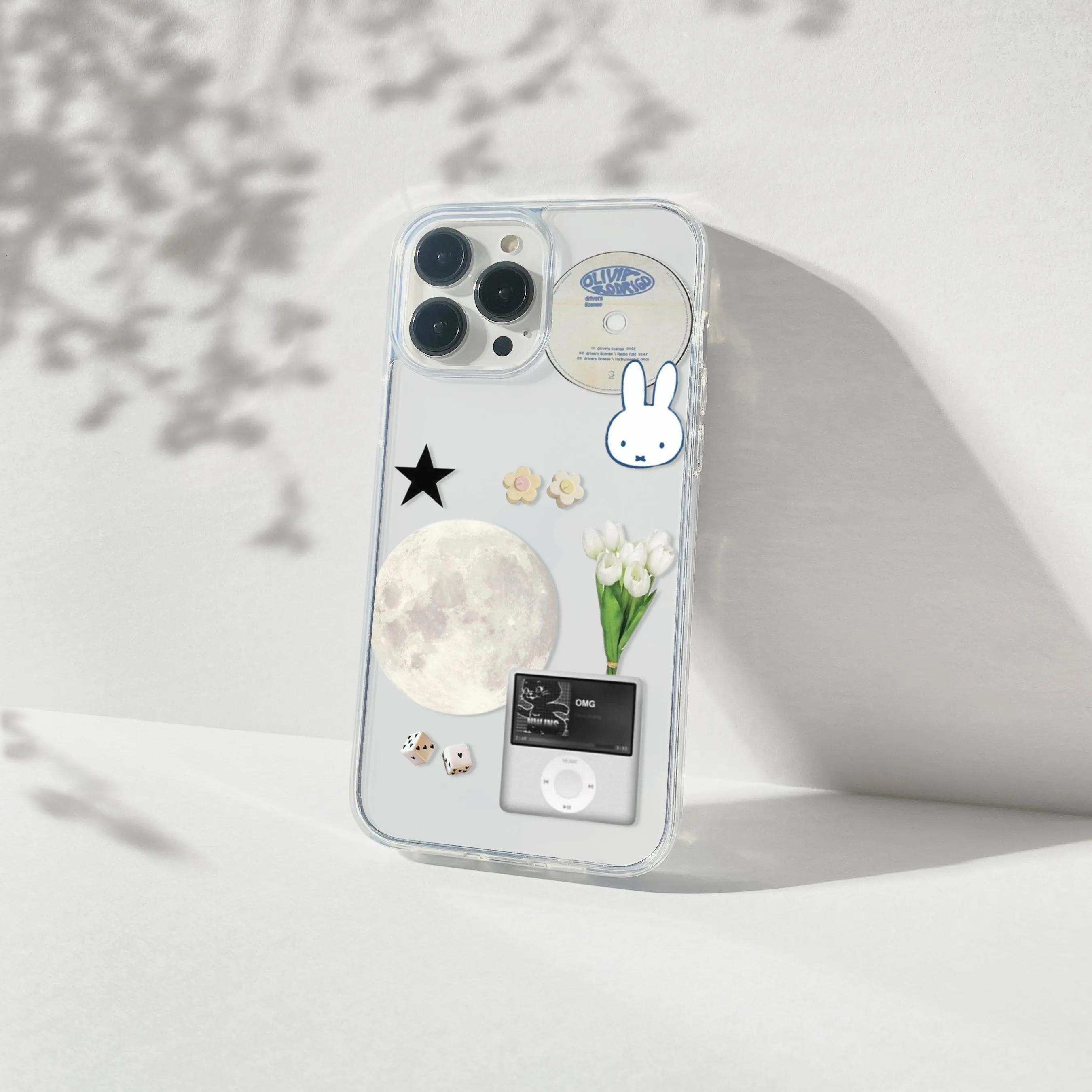Strong Grip Bunny Vintage Aesthetic Silicone Clear Case