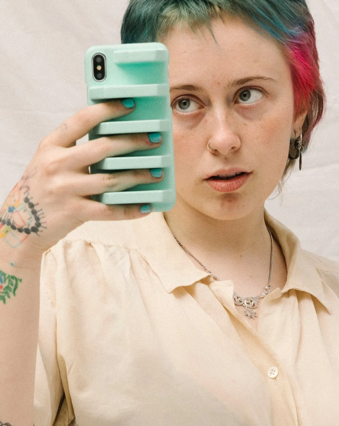 WAREHOUSE SALE: Geta Phone Case in Mint Creative Style