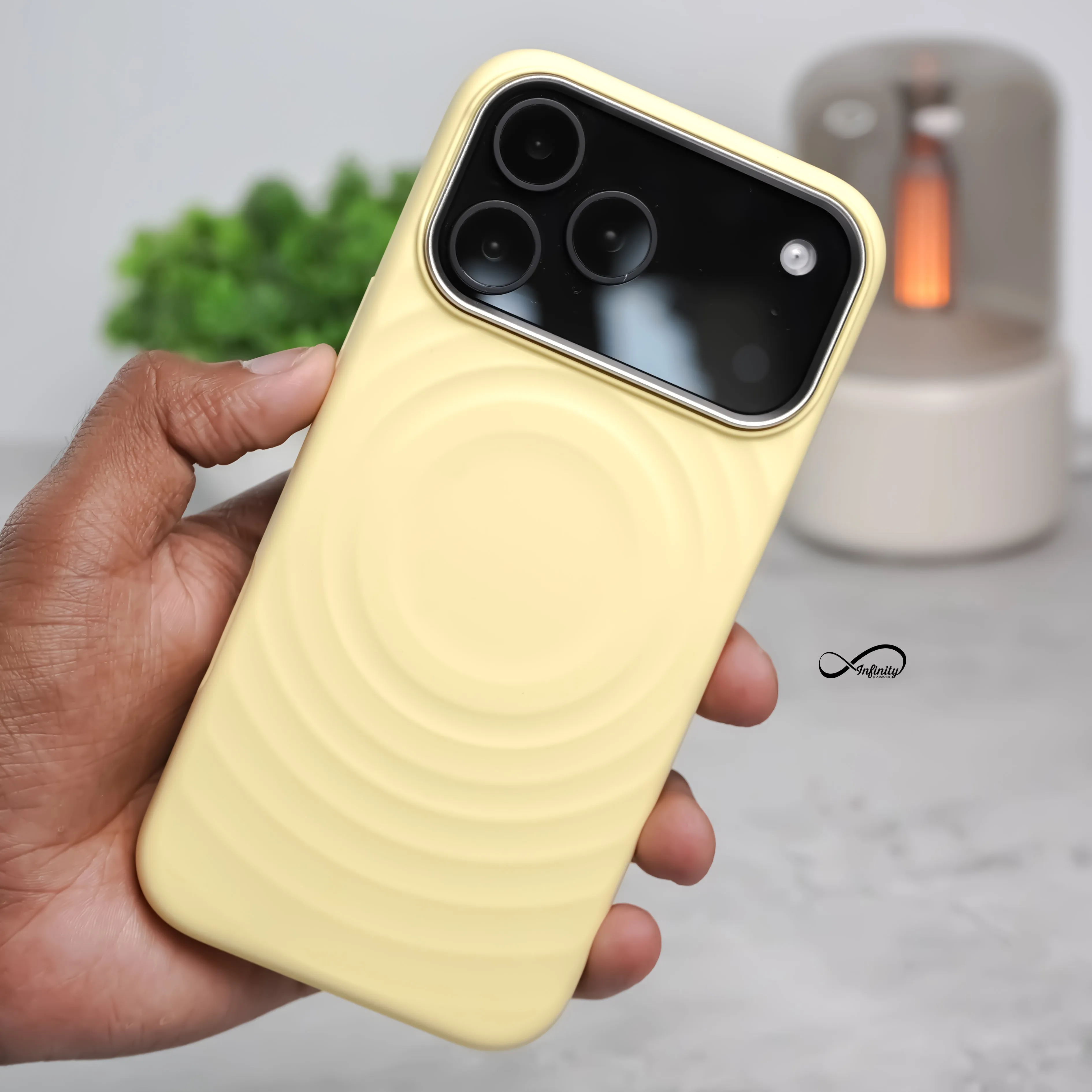 iPhone 17 Pro Max Back Cover Case | Silicone Mag-X - Yellow Modern Design Texture