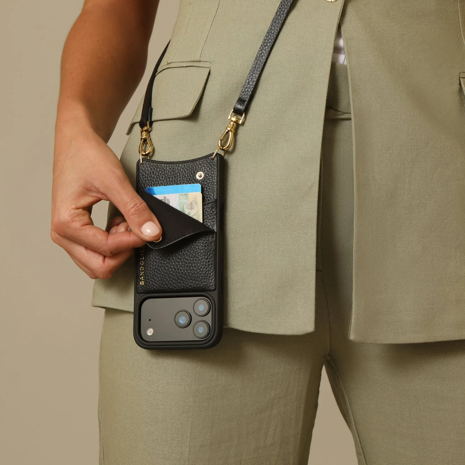 Metal Texture Gradient Design Emma Pebble Leather Crossbody Bandolier - Black/Gold