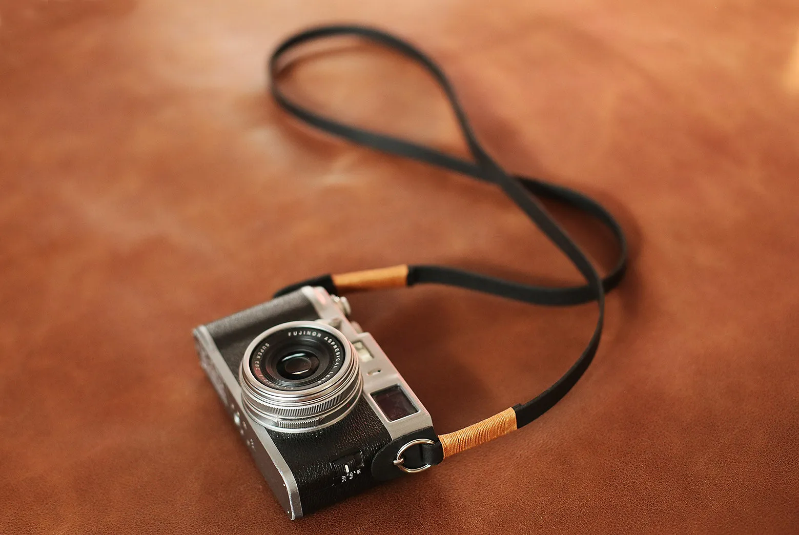 Windmup 10mm Black Leather Camera Neck Strap ?? Handmade Minimalist Elegance Adult Design Tablet Compatible