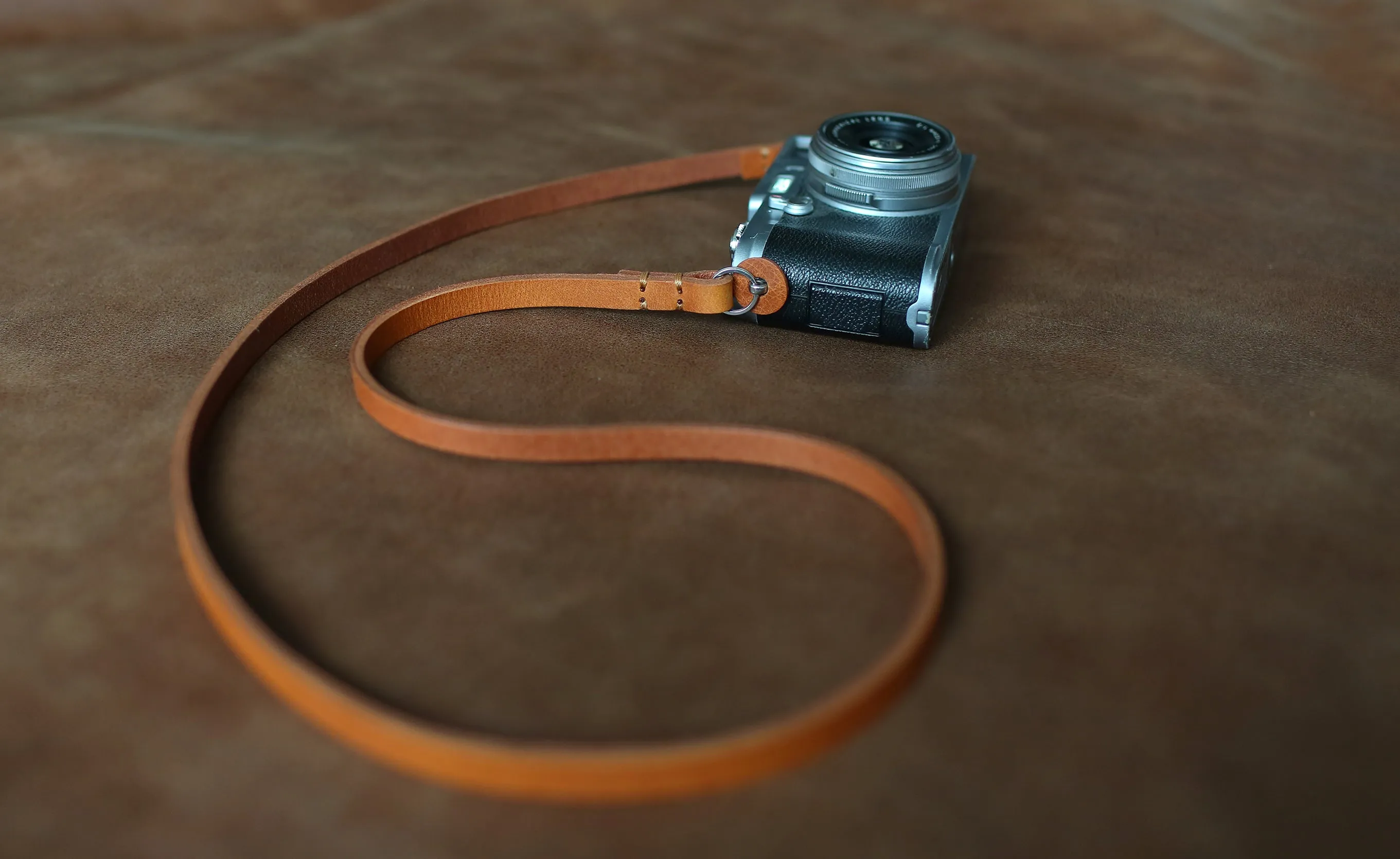 Mobile Protection Easy Carry Handmade Brown Leather Camera Strap ?C Vintage, Durable &amp; Customizable