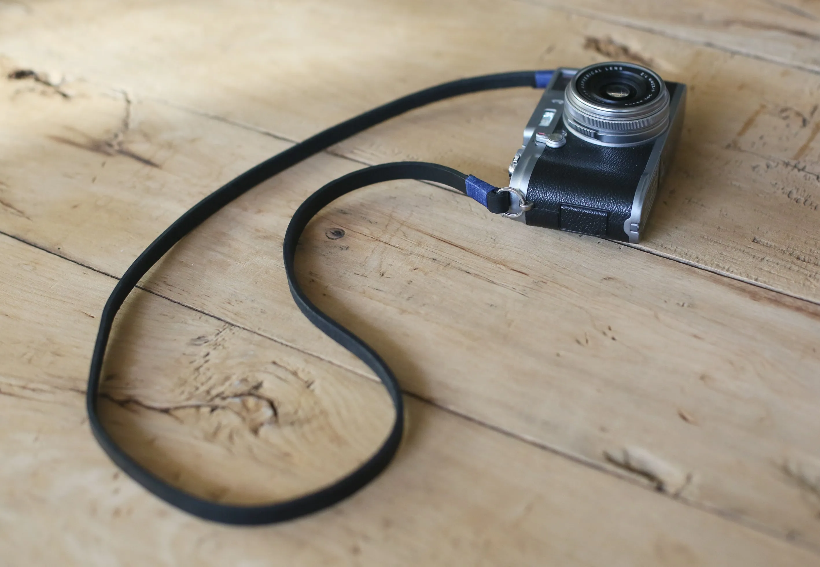 Sky blue handmade leather camera strap sky blue | Windmup.com Skiing Beach Ready