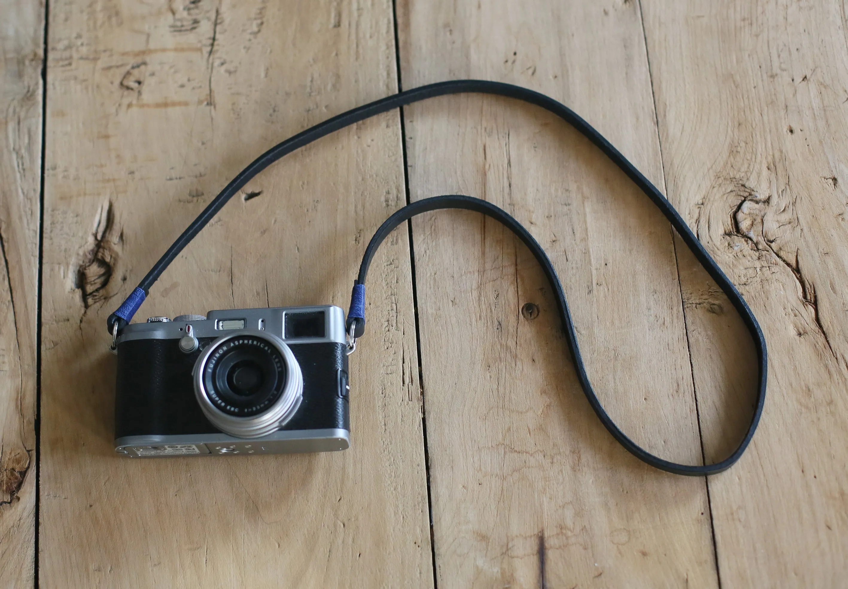 Casual Style Sky blue handmade leather camera strap sky blue | Windmup.com