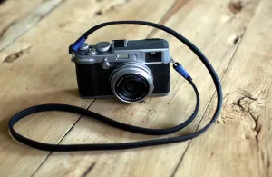 Detachable Clip Sky blue handmade leather camera strap sky blue | Windmup.com