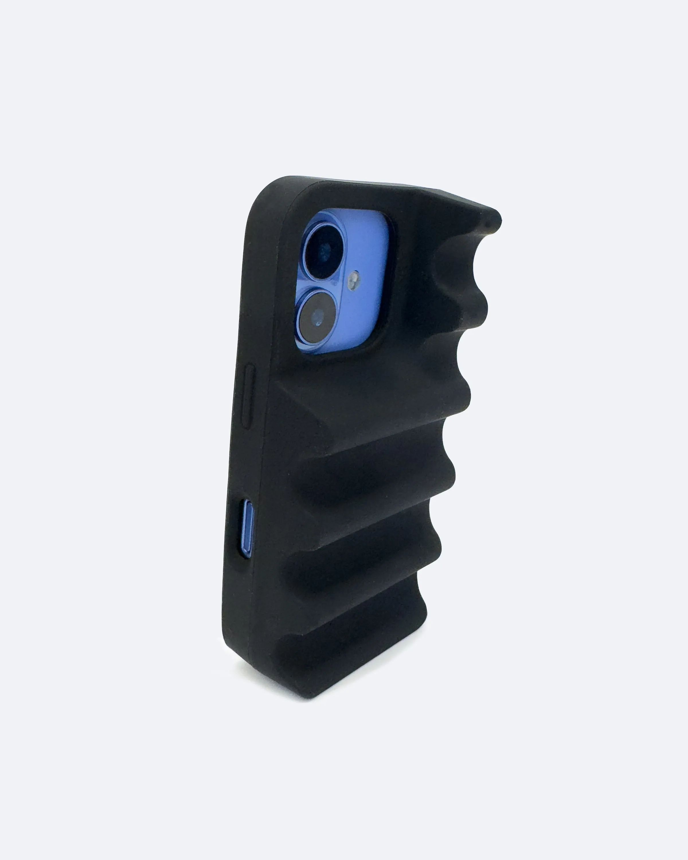 Minimal Surface Layer Easy Access Nami Phone Case in Onyx