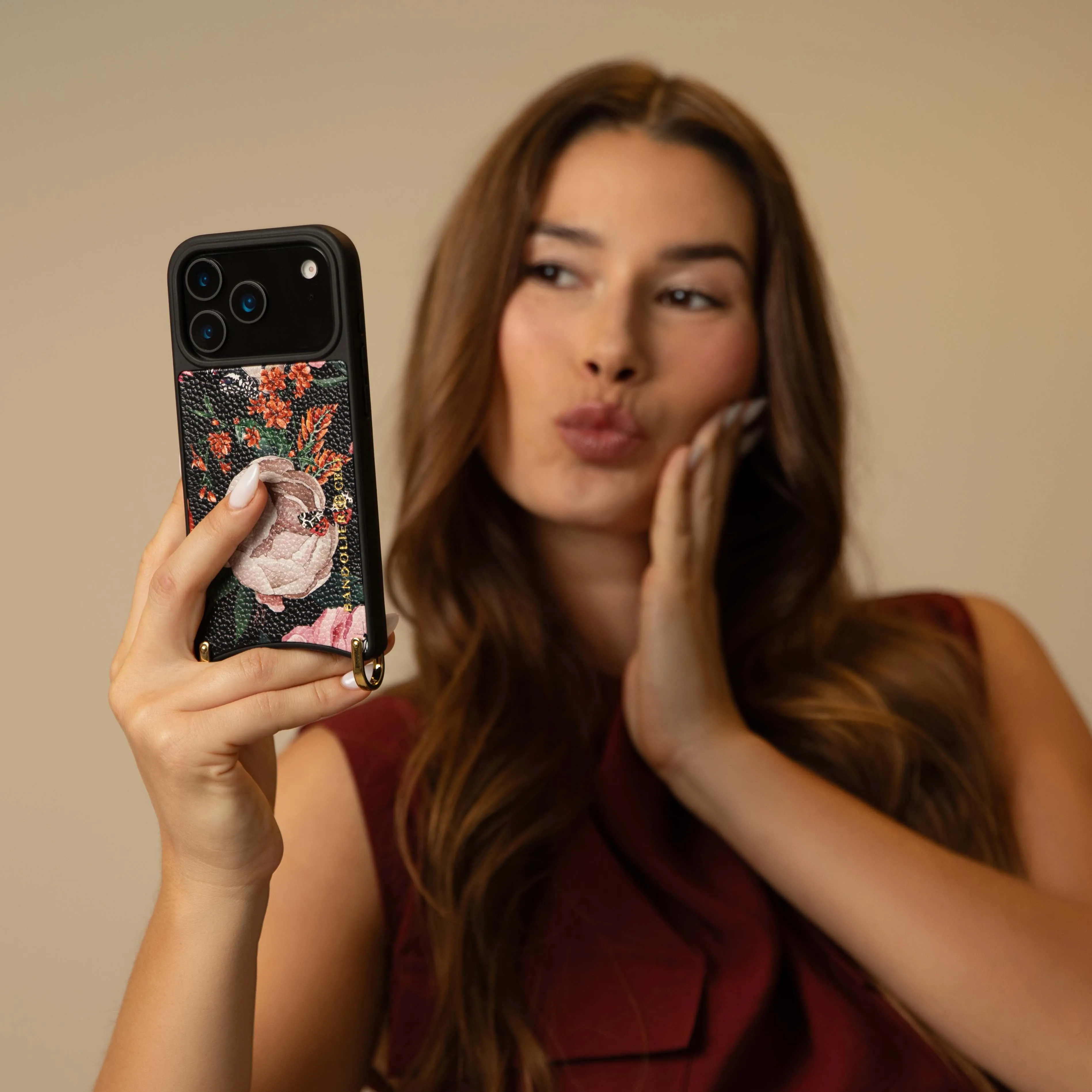 Rae Magnet Duet Wallet Crossbody Phone Case - Ceci Noir/Gold Urban Minimalism