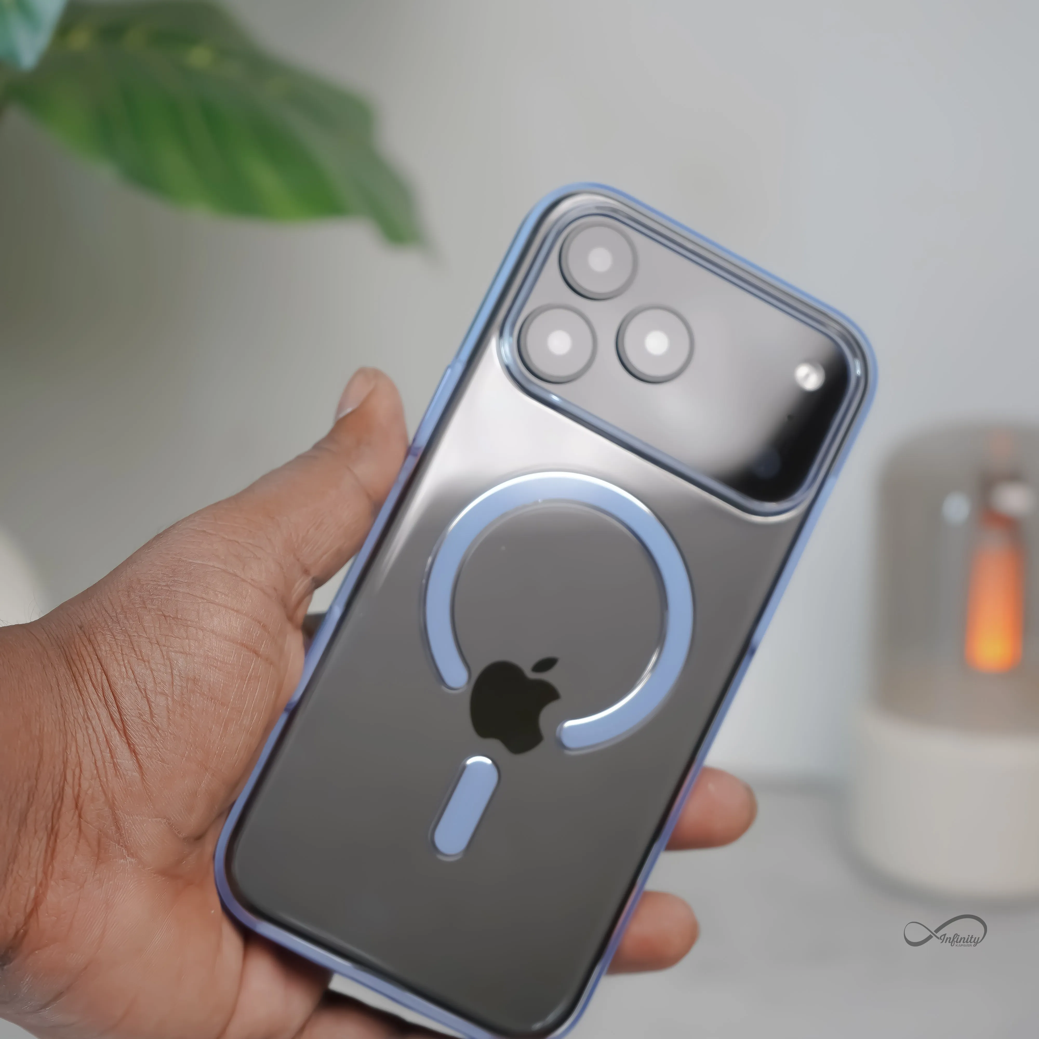 Protective Touch Modern Form iPhone 17 Pro Max Back Cover Case | Grip Case Mag-X - Blue